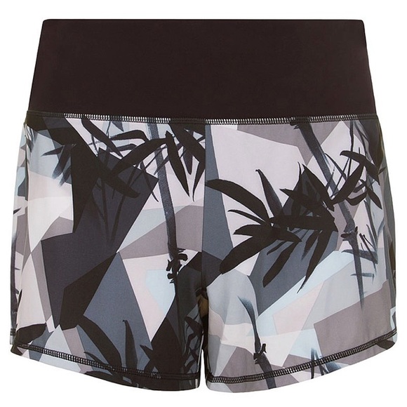 sweaty betty time trial run shorts